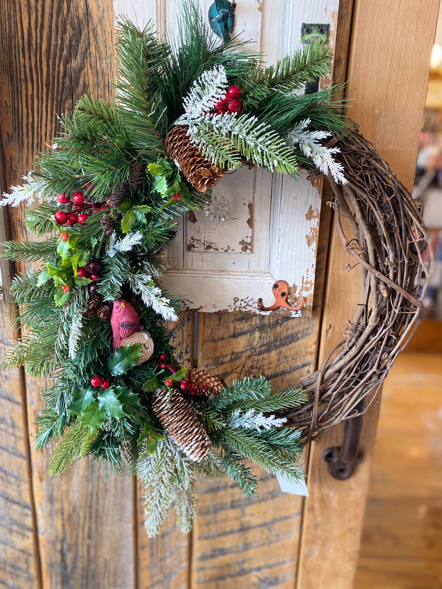 Christmas Wreath - Pinecones & Cardinal