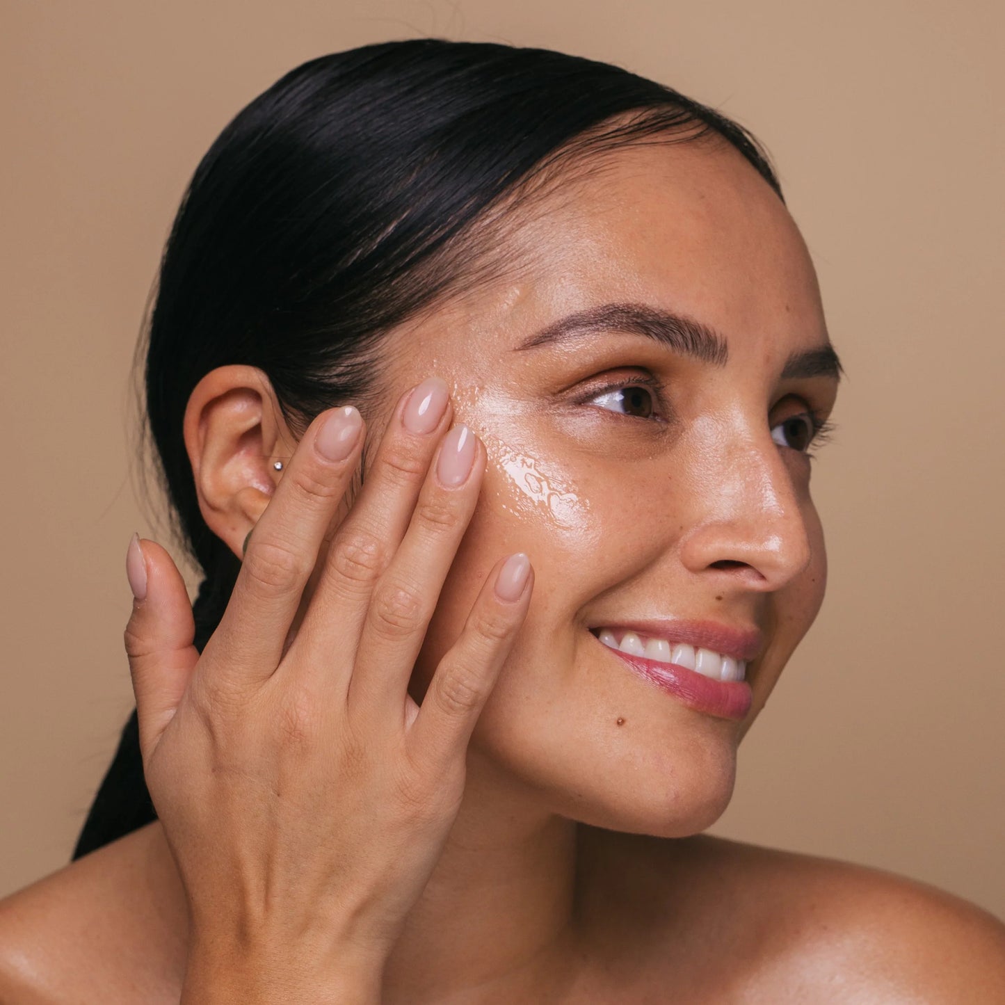GOLDEN HOUR BRIGHTENING VITAMIN C SERUM