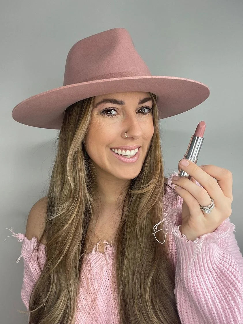 Lavish Natural Lipstick - Innocence (Matte)