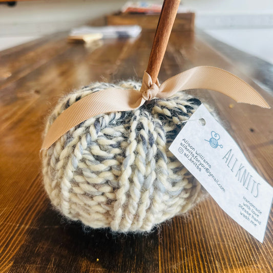 Knitted Pumpkins