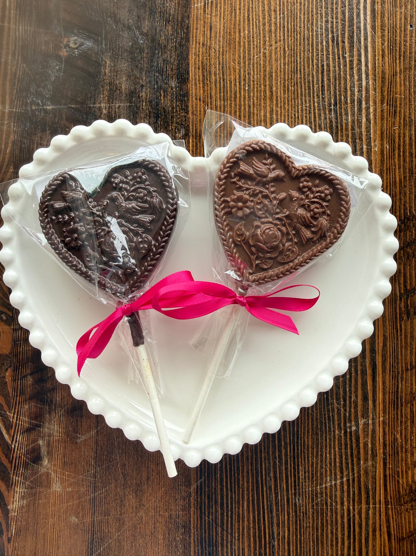 Lovebirds Chocolate Lolly