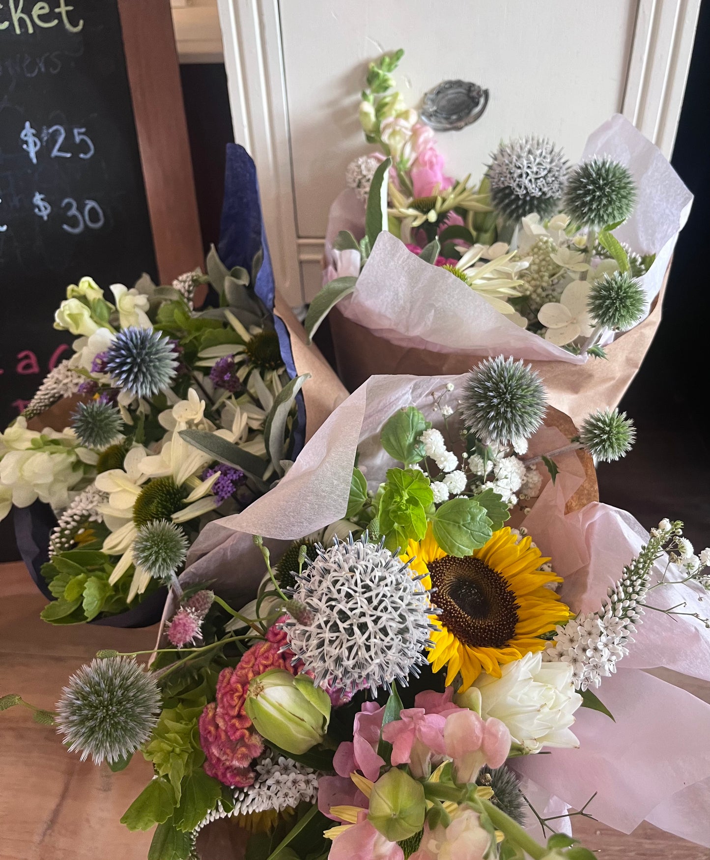 Locally Grown Fresh Flowers (Medium Bouquet)