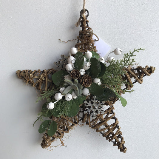 Wreath STAR White